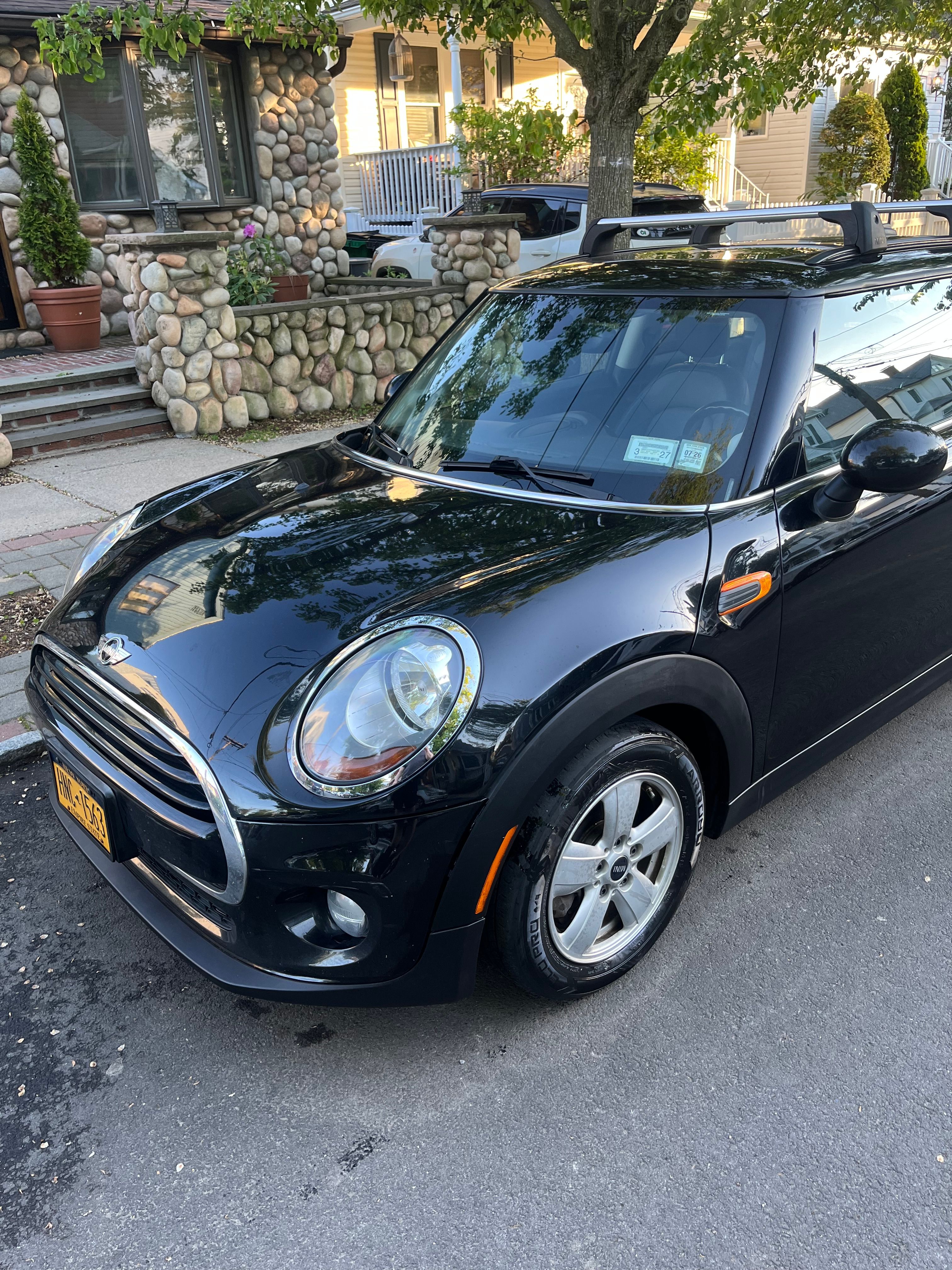 Used 2017 MINI Cooper 2-Door Hardtop FWD image 4