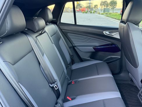 Used 2023 Volkswagen ID.4 Pro S image 15