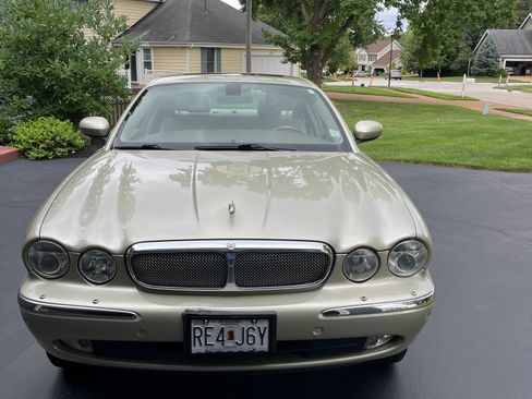 Used 2006 Jaguar XJ8 RWD image 8