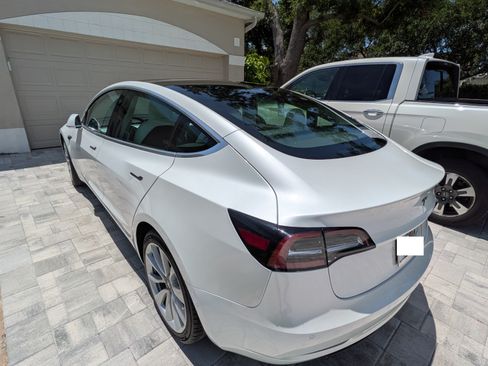 Used 2020 Tesla Model 3 Long Range AWD/4WD image 6