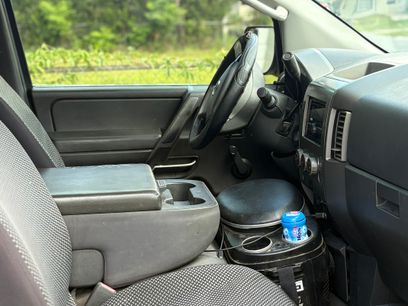 Used 2006 Nissan Titan XE w/ (W02) Preferred Pkg