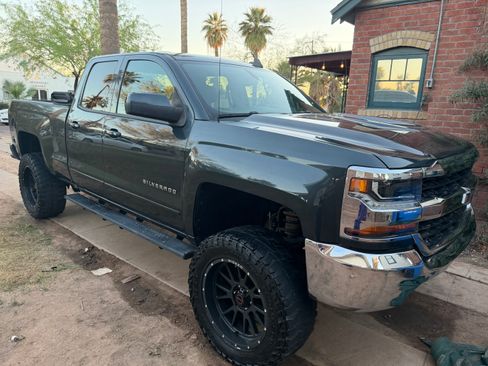 Used 2019 Chevrolet Silverado 1500 LT image 10