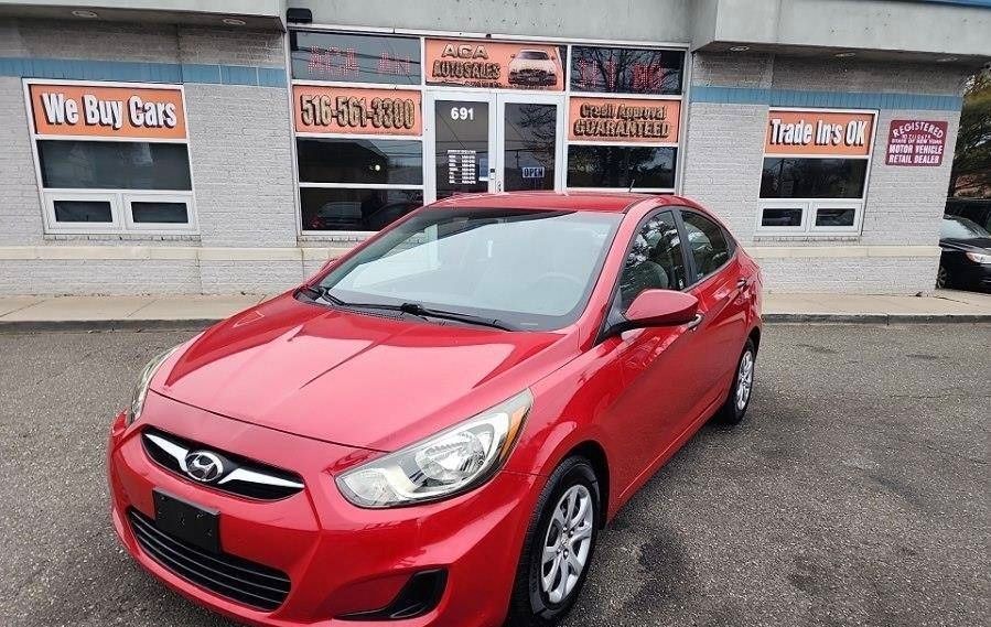 Used 2012 Hyundai Accent GLS FWD image 1