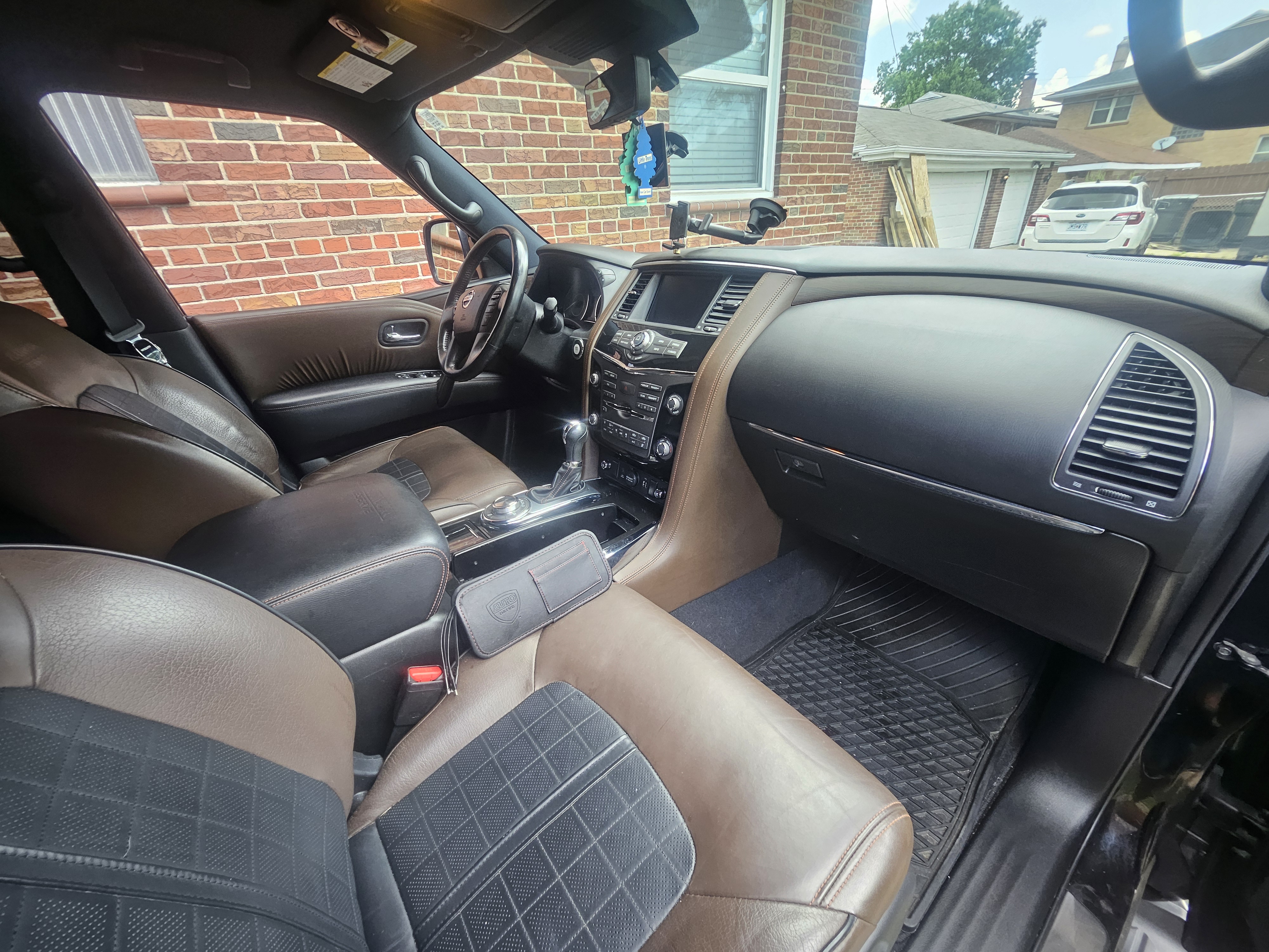 Used 2018 Nissan Armada Platinum w/ Captain Seat Package AWD/4WD image 10