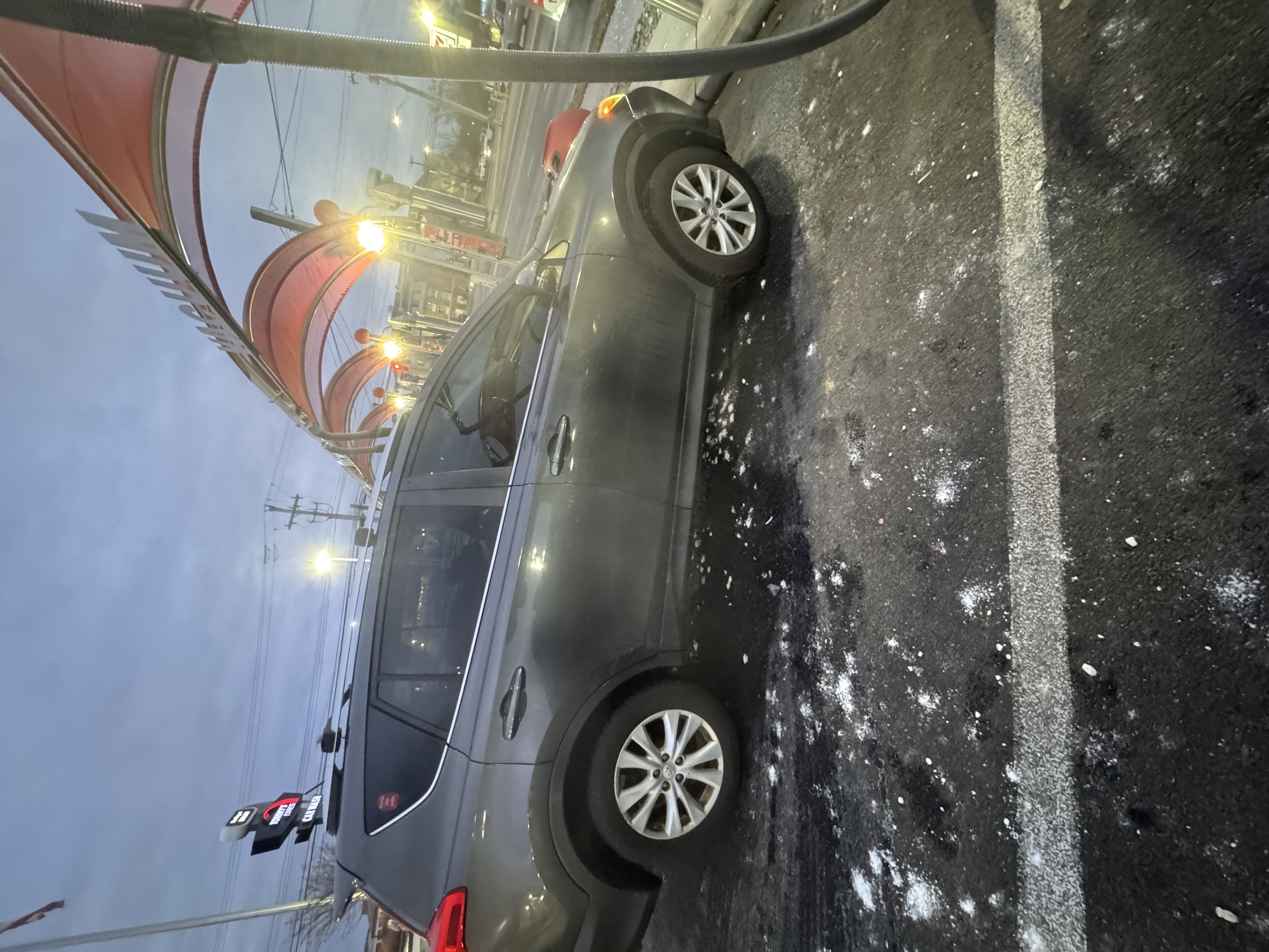 Used 2015 Toyota RAV4 Limited w/ Technology Package AWD/4WD image 5