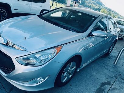 Used 2012 Hyundai Sonata Hybrid w/ Leather Pkg