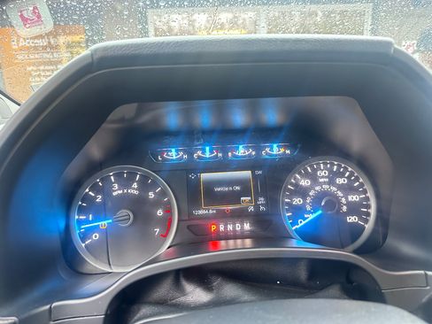 Used 2017 Ford F150 XLT w/ Equipment Group 301A Mid image 12