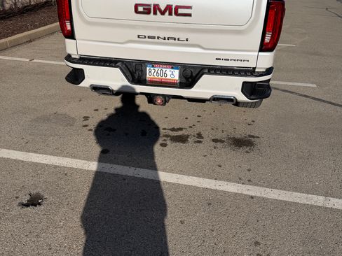 Used 2023 GMC Sierra 1500 Denali w/ Denali Reserve Package image 2