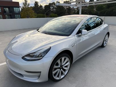 Used 2018 Tesla Model 3 Long Range