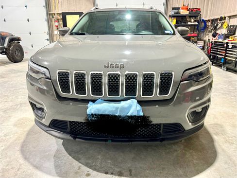 Used 2020 Jeep Cherokee Latitude Plus image 12