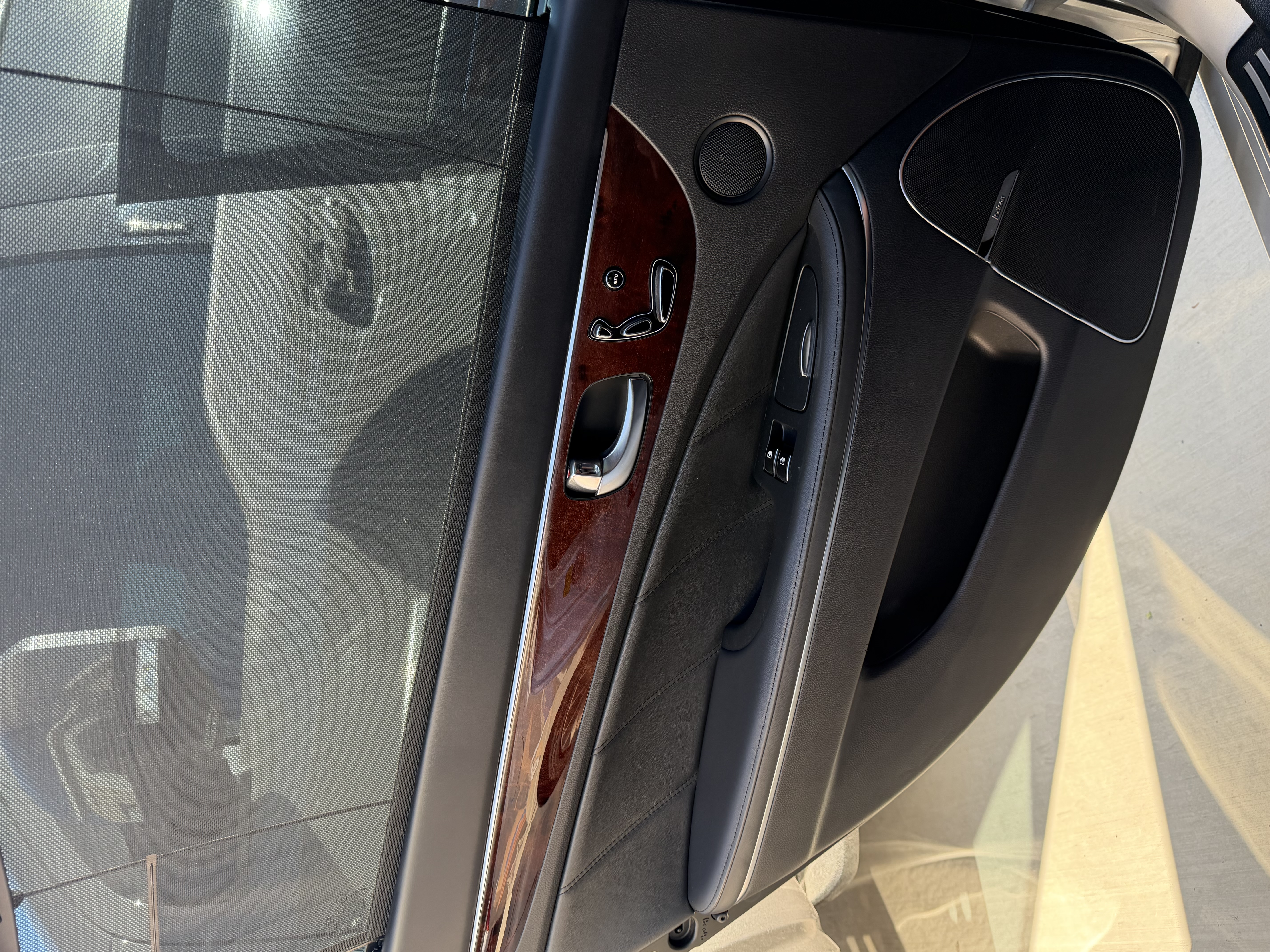 Used 2015 Hyundai Equus Ultimate RWD image 6