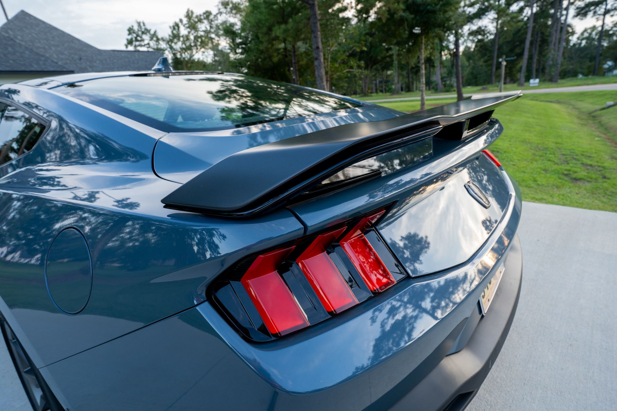 Used 2024 Ford Mustang Dark Horse RWD image 29