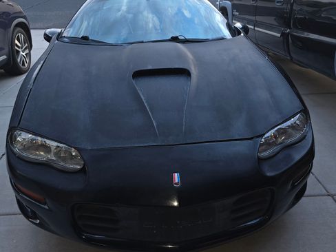 Used 2002 Chevrolet Camaro Z28 w/ SS Performance/Appearance Pkg image 2