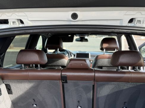 Used 2018 BMW X5 xDrive40e image 8