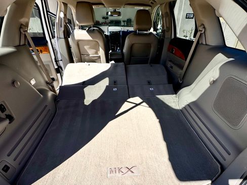 Used 2014 Lincoln MKX AWD w/ Equipment Group 101A image 14