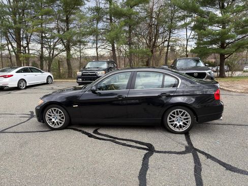 Used 2006 BMW 330xi Sedan AWD/4WD image 8