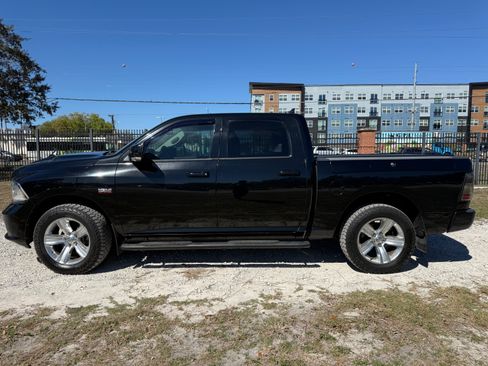 Used 2015 RAM 1500 Sport w/ Convenience Group image 4