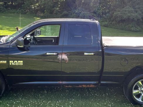 Used 2017 RAM 1500 Big Horn AWD/4WD image 6