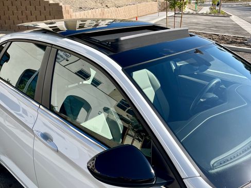 Used 2021 Volkswagen Jetta R-Line image 15