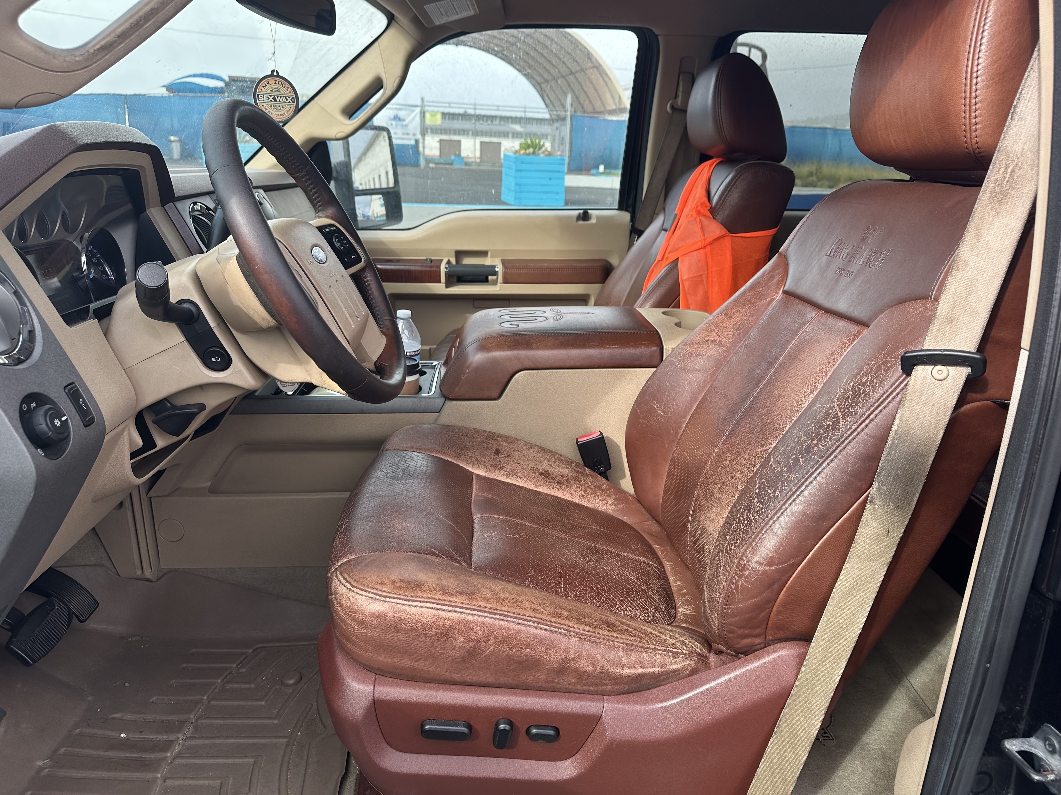 Used 2011 Ford F250 King Ranch w/ King Ranch w/Chrome Pkg RWD image 8