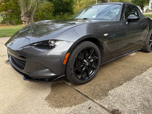 Used 2019 MAZDA MX-5 Miata Club w/ I-ACTIVSENSE Club Package image 29