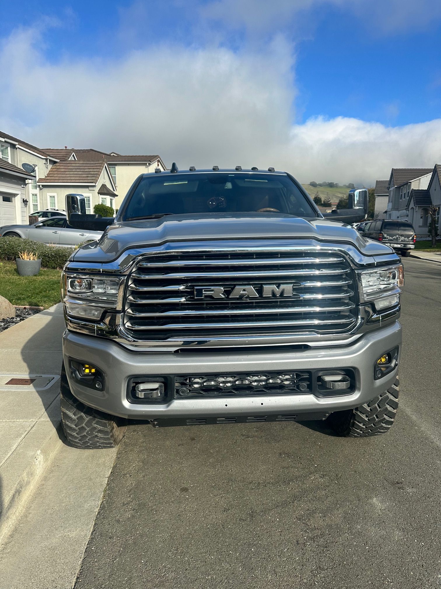 Used 2022 RAM 3500 Limited AWD/4WD image 2