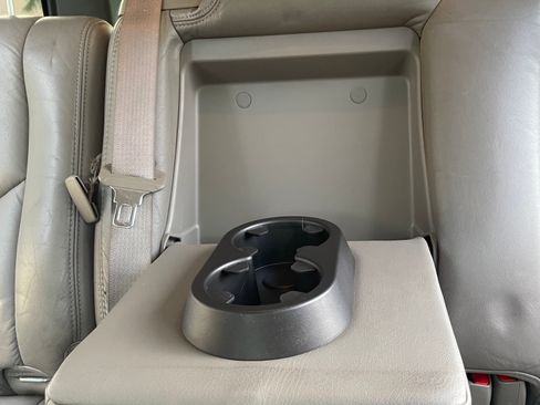 Used 2004 GMC Yukon SLT w/ 1SD Preferred Equipment Group image 14