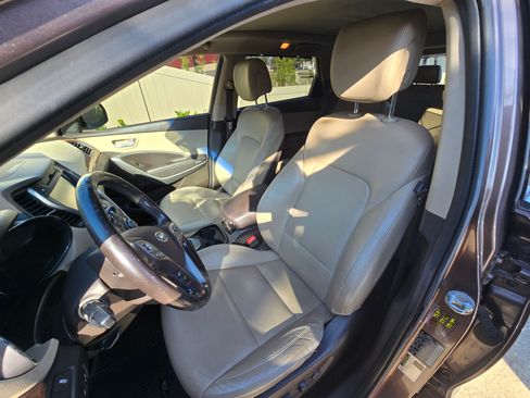 Used 2015 Hyundai Santa Fe Limited w/ Option Group 04 image 6