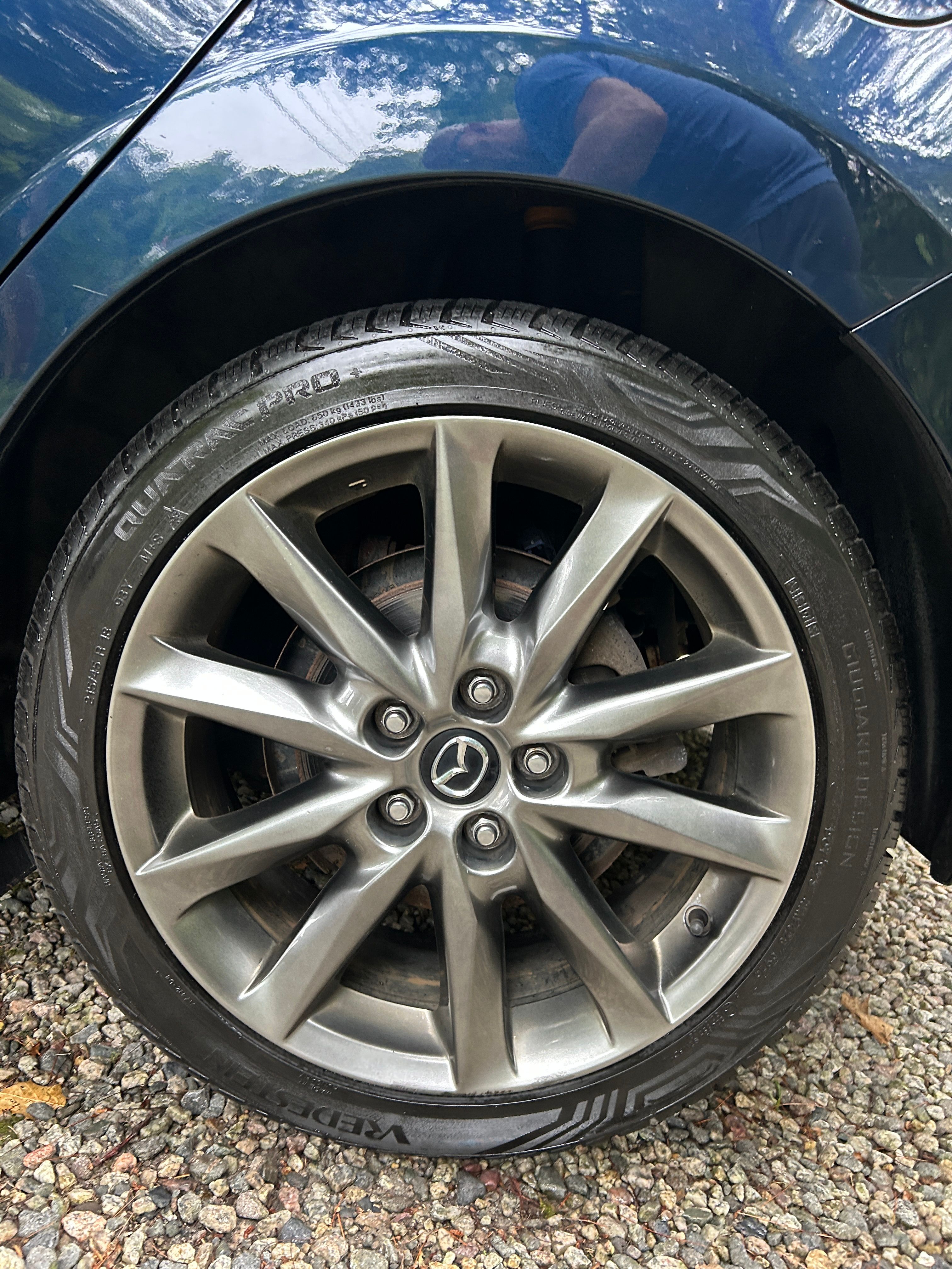 Used 2018 MAZDA MAZDA3 Grand Touring w/ Premium Equipment Package FWD image 11