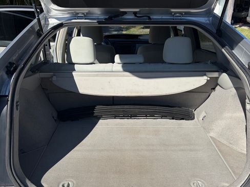 Used 2011 Toyota Prius Two image 9