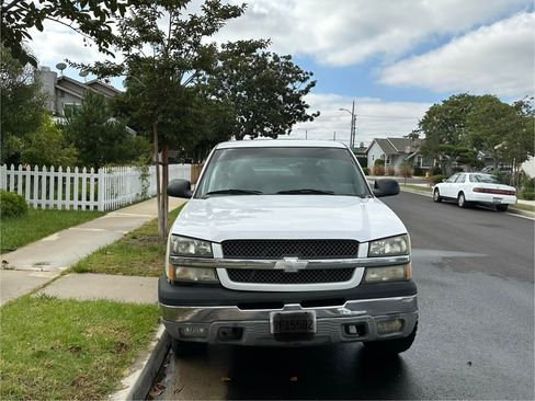 Used 2003 Chevrolet Silverado 1500 LS w/ Off-Road Package image 9