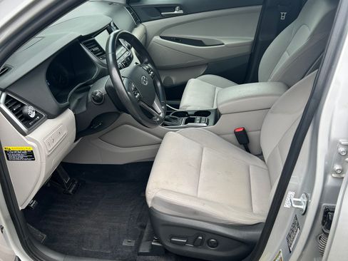 Used 2018 Hyundai Tucson Sport AWD/4WD image 14