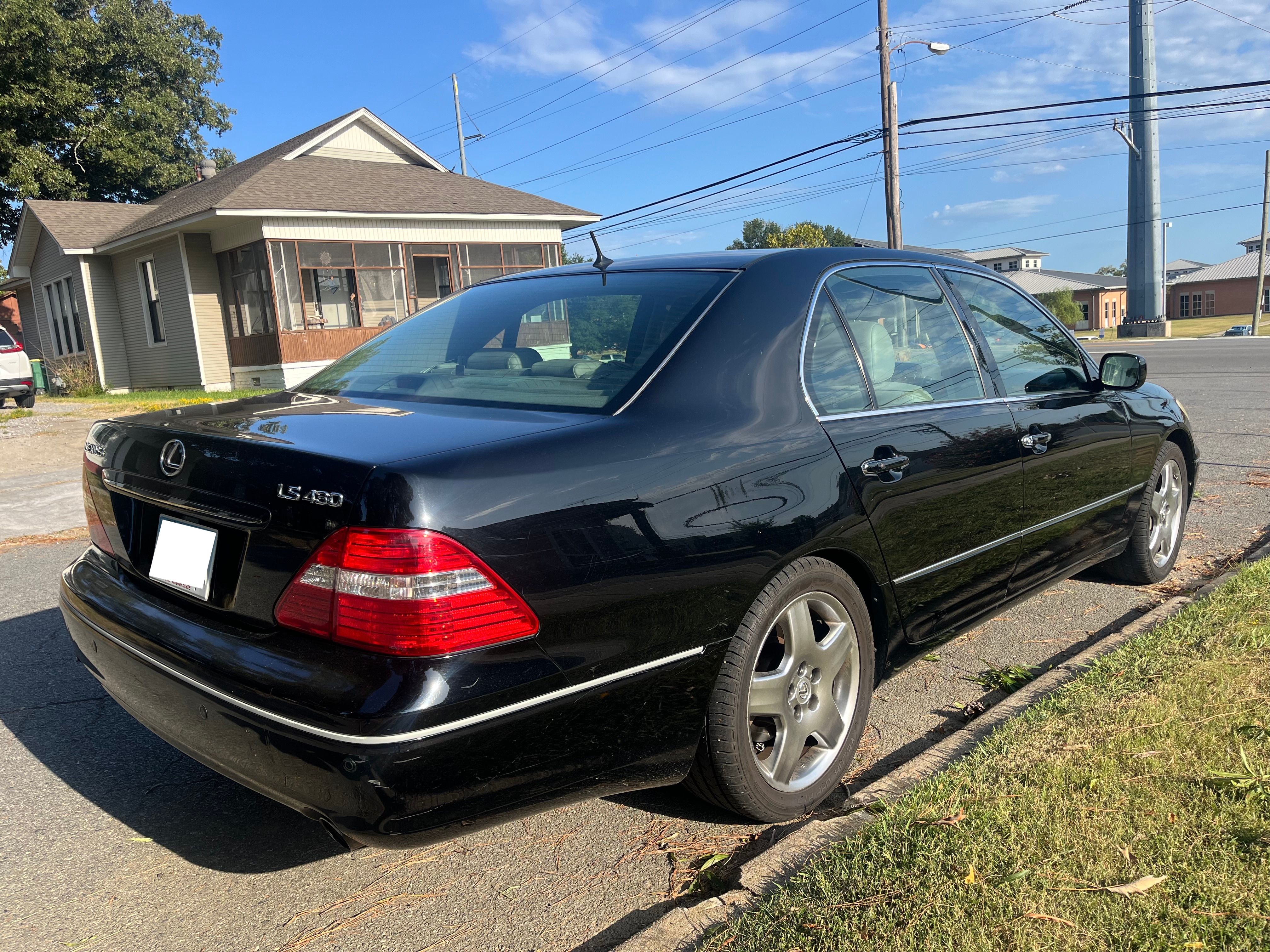 Used 2005 Lexus LS 430 RWD image 6