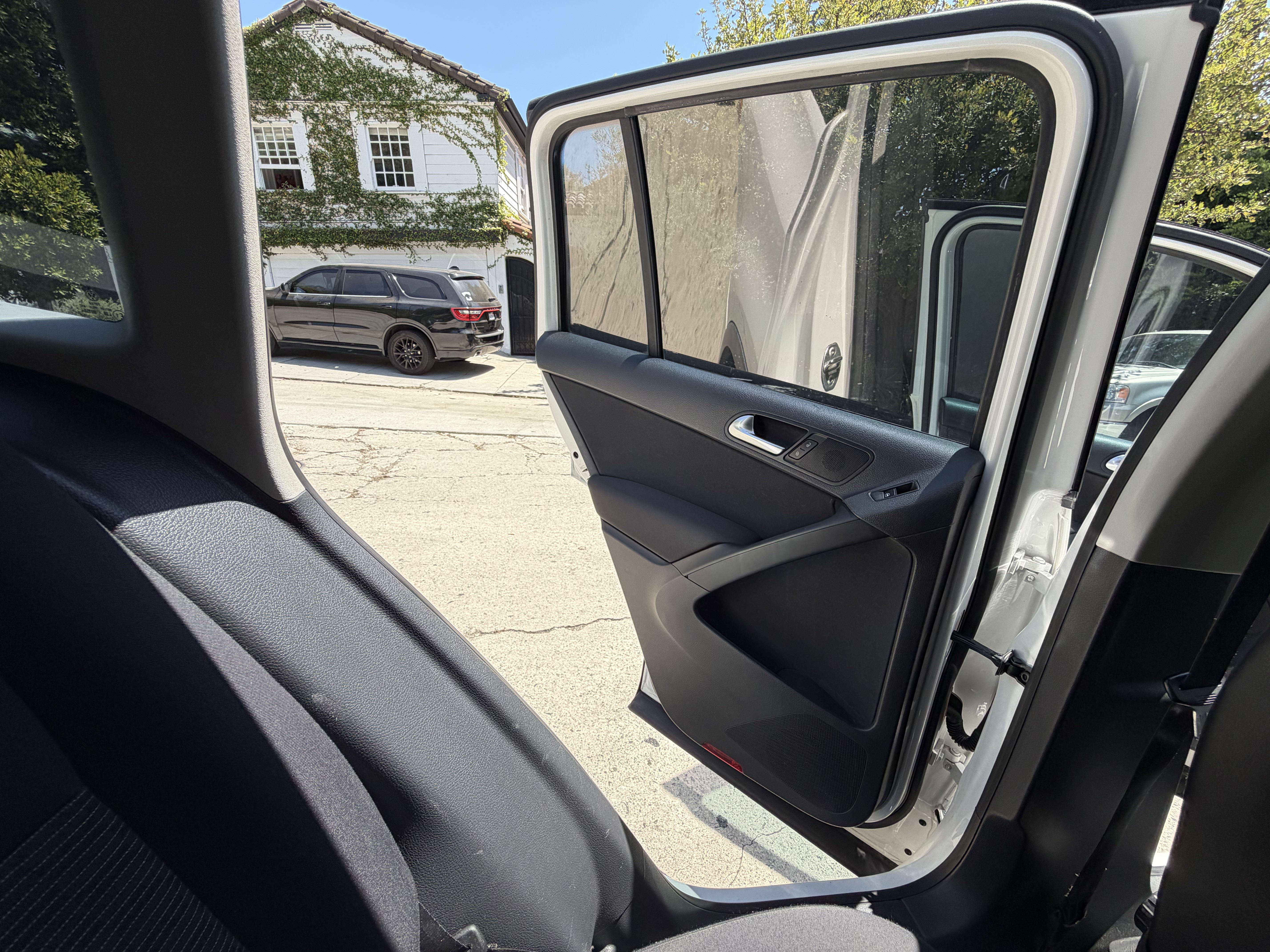Used 2014 Volkswagen Tiguan S FWD image 14
