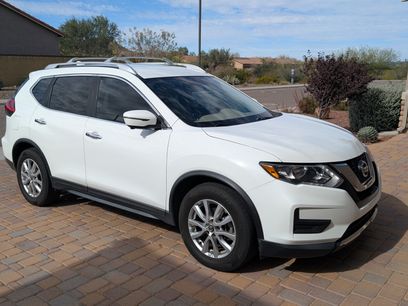 Used 2017 Nissan Rogue SV w/ SV Premium Package
