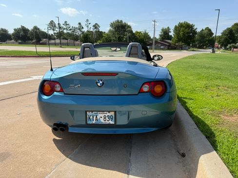 Used 2003 BMW Z4 2.5i RWD image 9