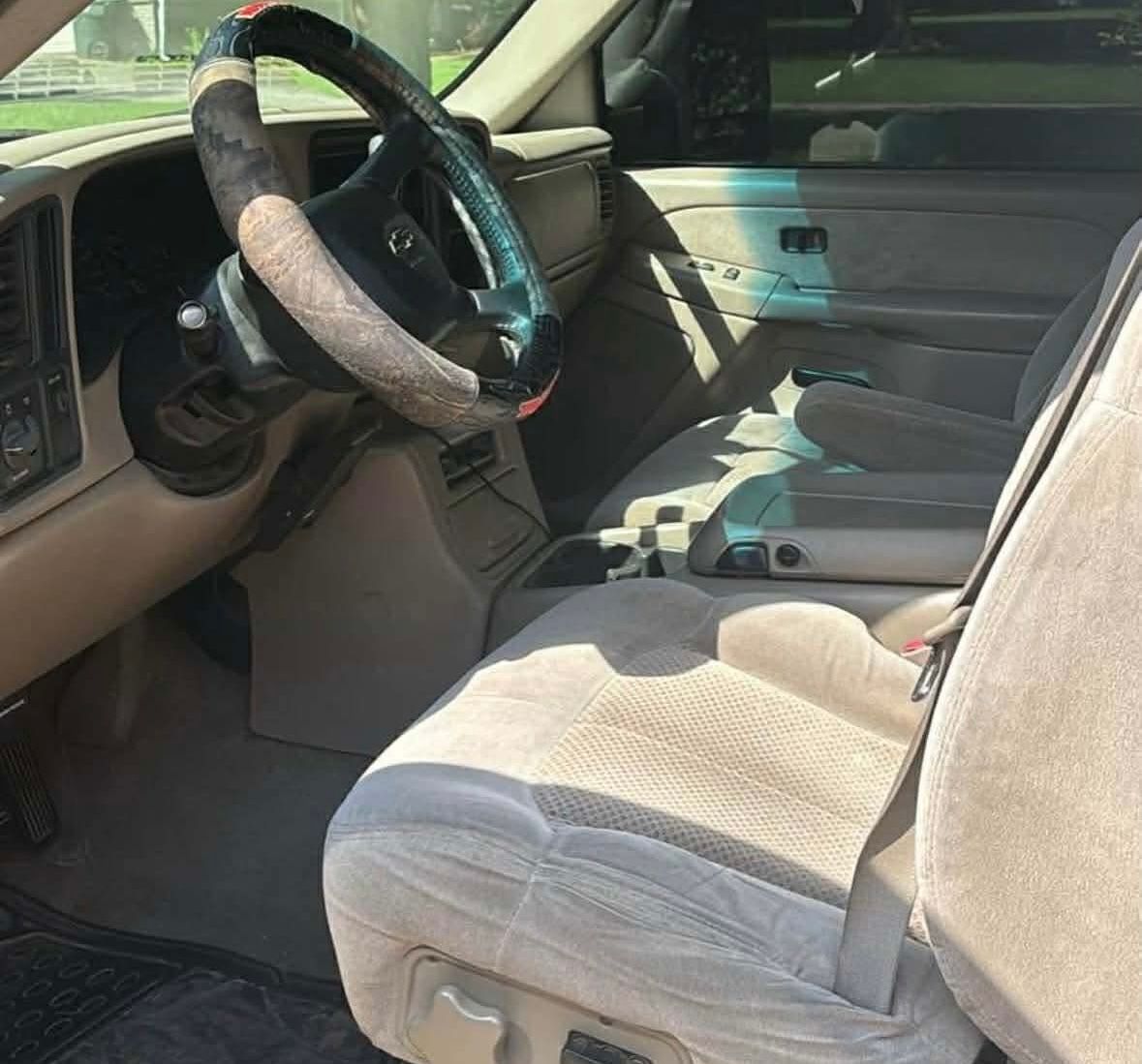 Used 2002 Chevrolet Silverado 2500 LS RWD image 6
