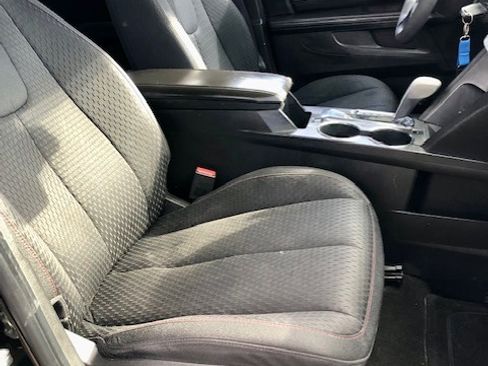 Used 2015 GMC Terrain SLE image 6