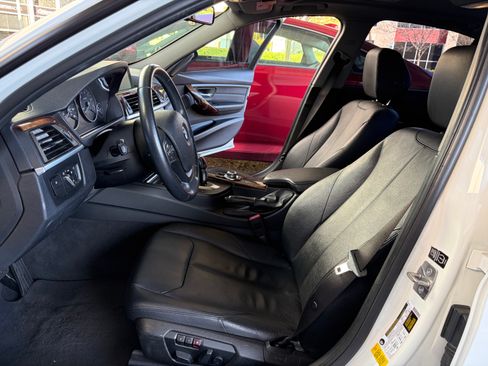 Used 2013 BMW 328i Sedan image 16