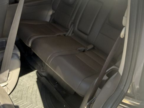 Used 2015 Honda Odyssey Touring image 2