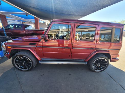 Used 2015 Mercedes-Benz G 550 image 2