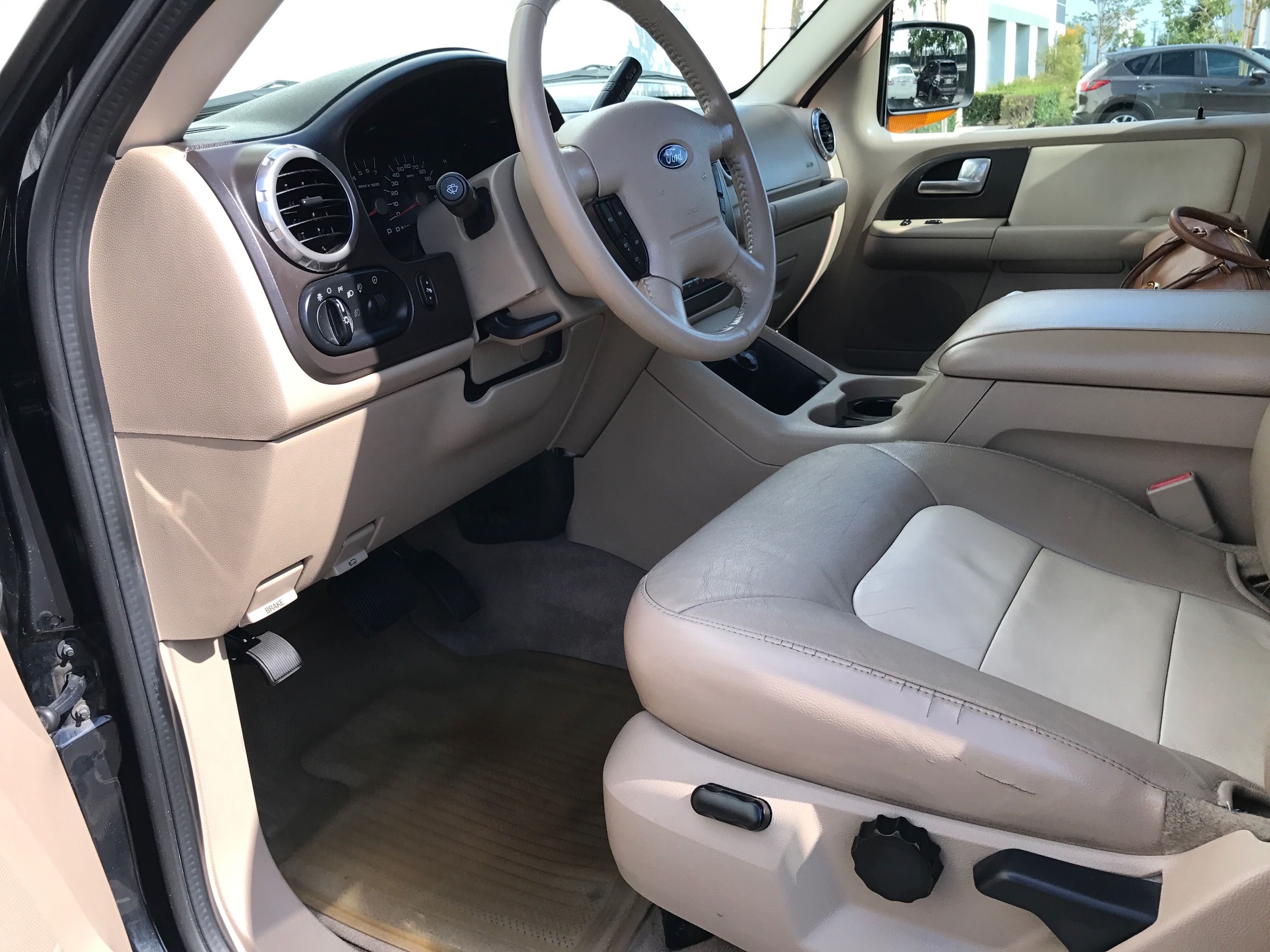 Used 2004 Ford Expedition Eddie Bauer RWD image 9