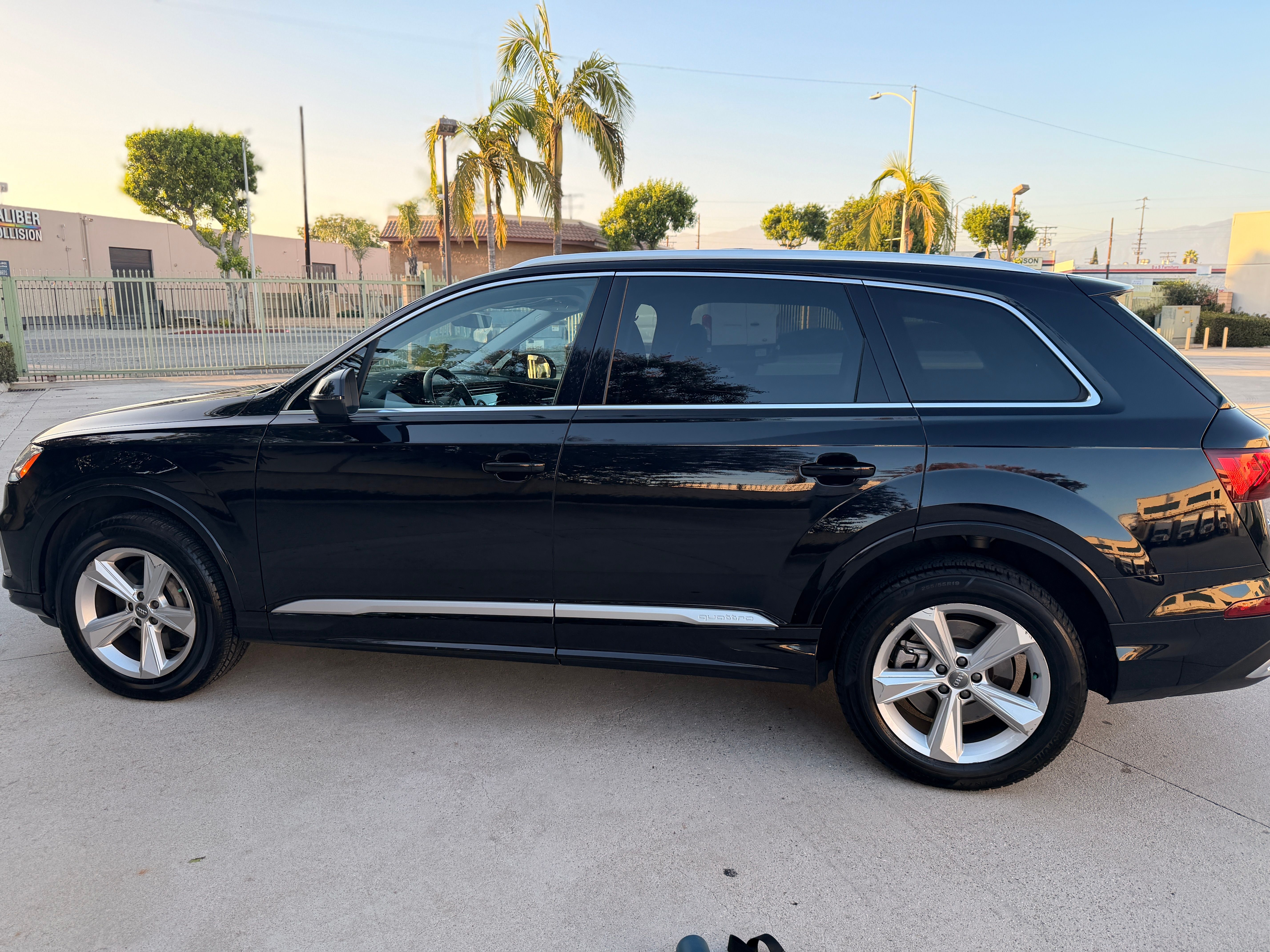 Used 2020 Audi Q7 2.0T Premium AWD/4WD image 4