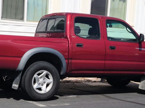 Used 2004 Toyota Tacoma 4x4 Double Cab image 1