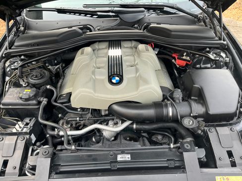 Used 2005 BMW 645Ci Convertible image 2