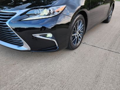 Used 2018 Lexus ES 350