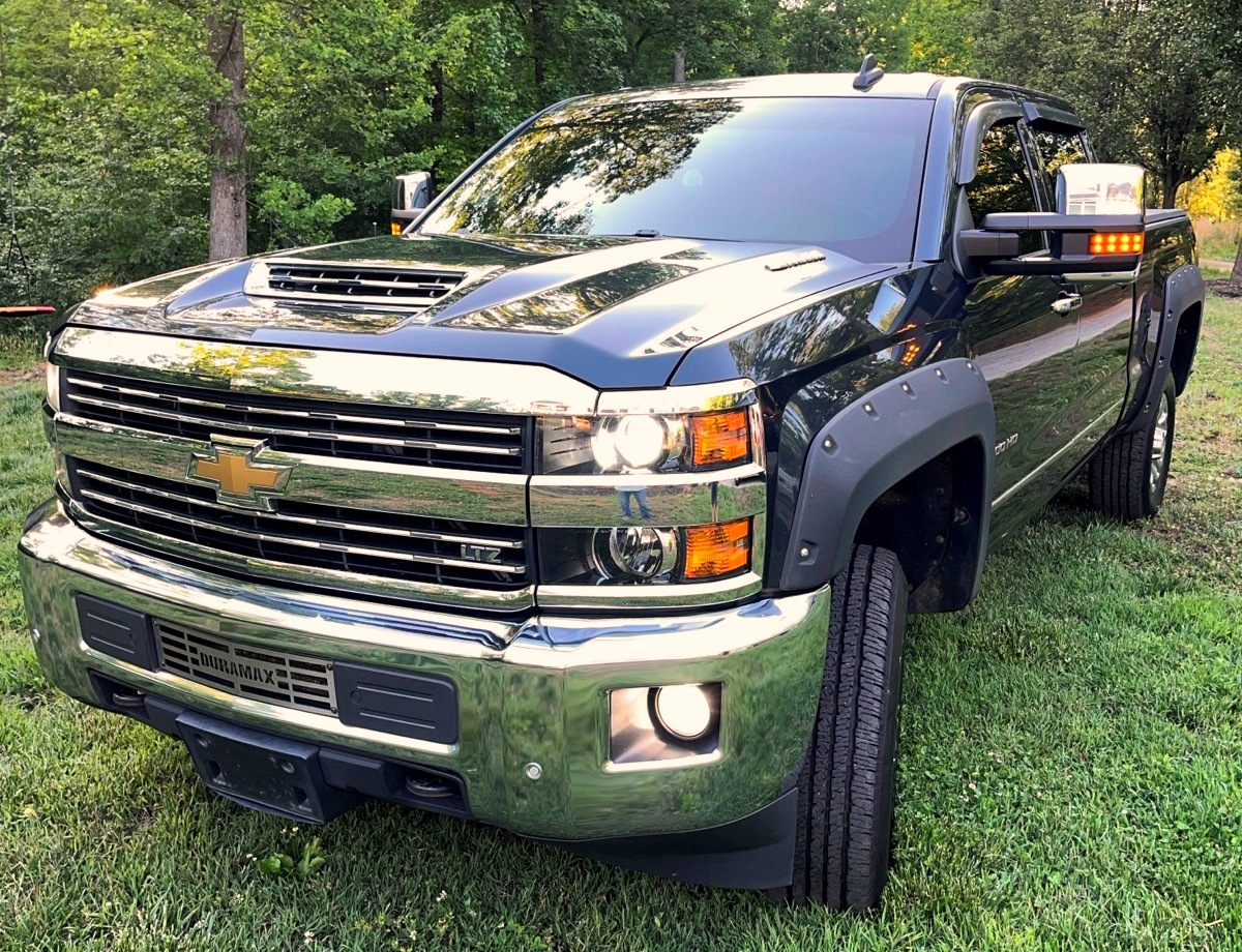 Used 2018 Chevrolet Silverado 2500 LTZ w/ Duramax Plus Package AWD/4WD image 1