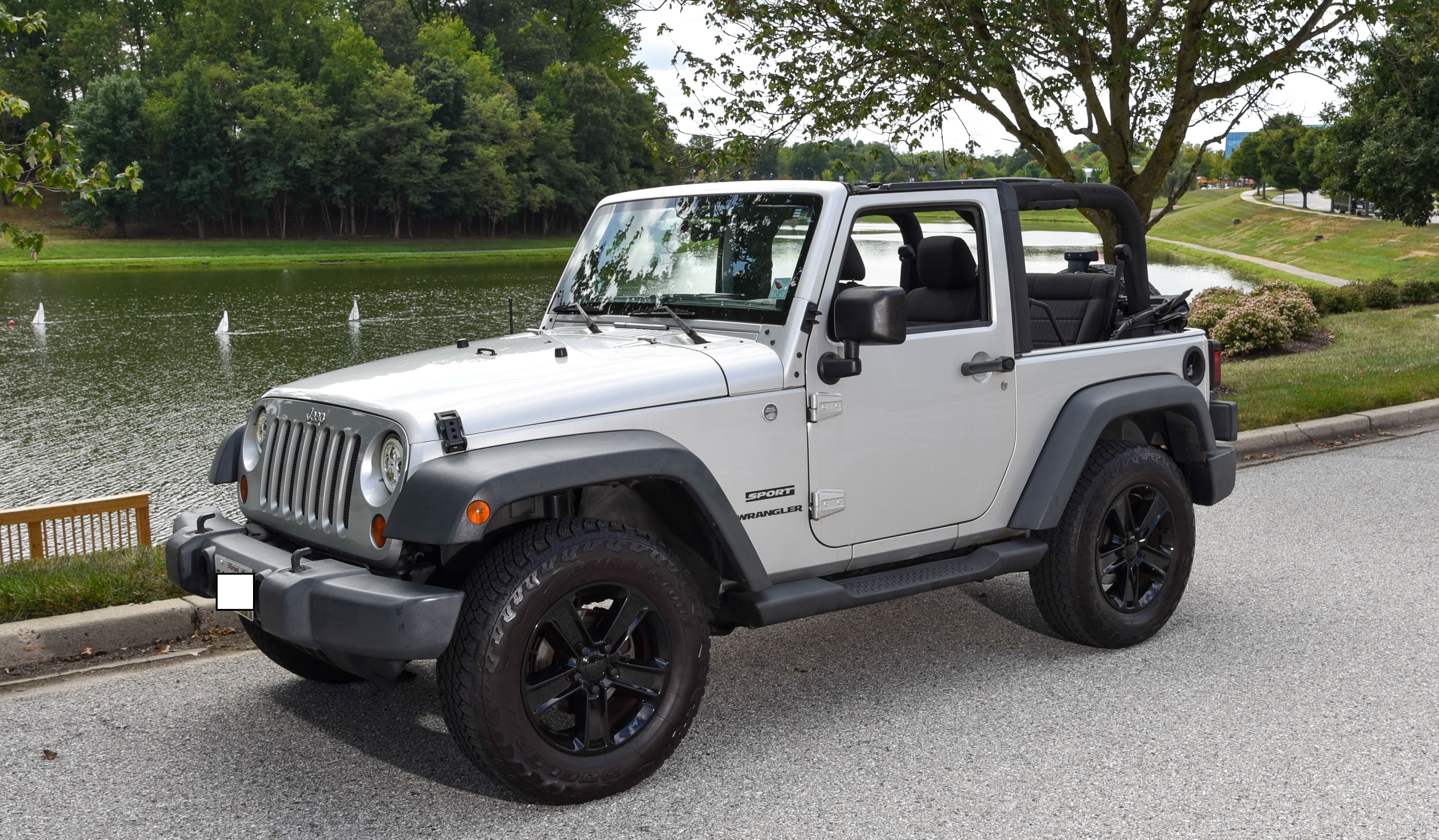 Used 2011 Jeep Wrangler Sport AWD/4WD image 1