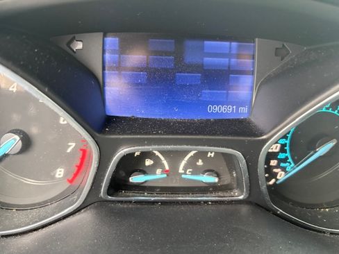 Used 2013 Ford Escape SE image 11