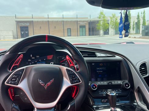Used 2015 Chevrolet Corvette Stingray Coupe w/ Battery Protection Package RWD image 13
